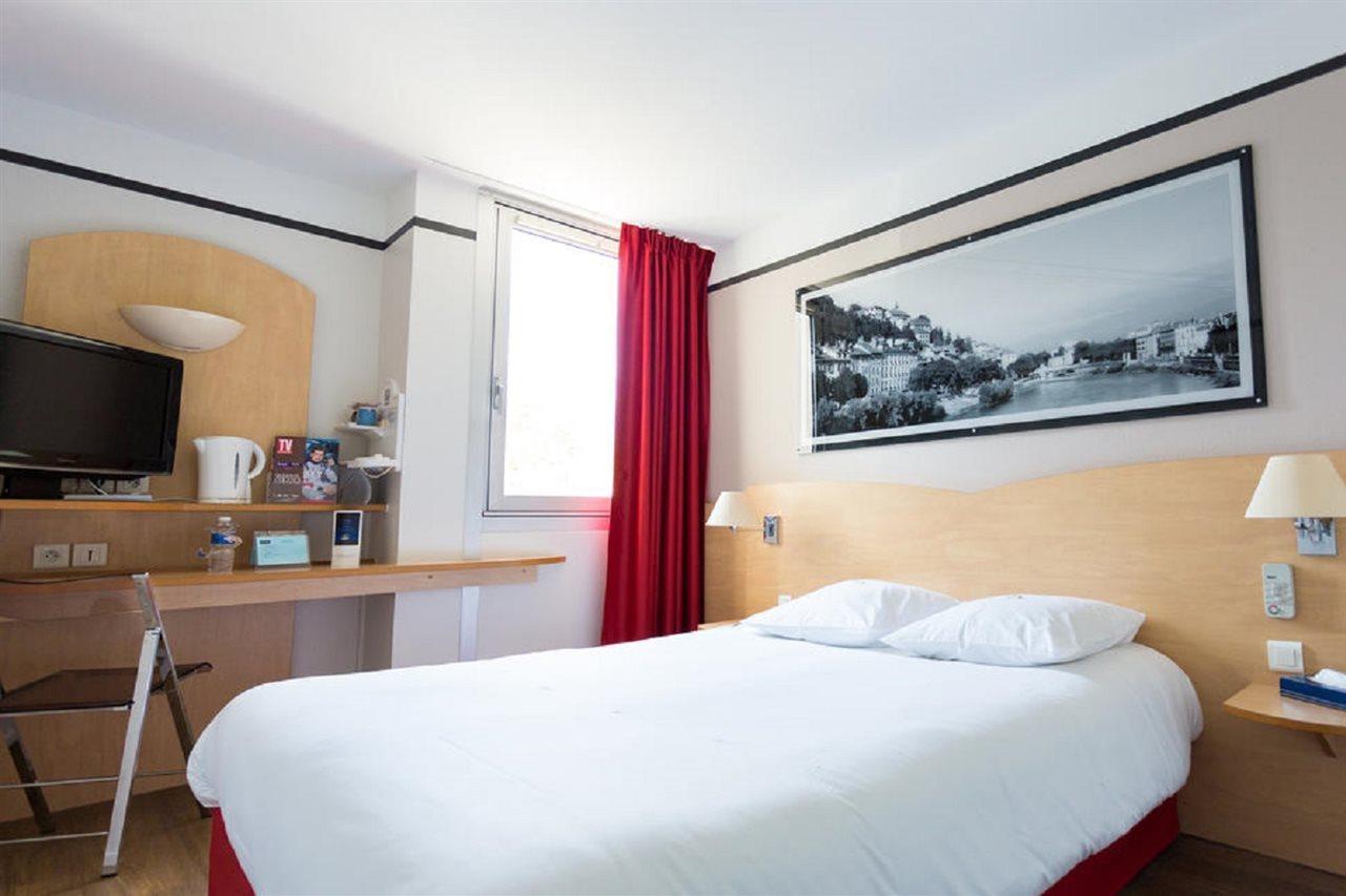 Hotel Inn Grenoble Eybens Parc Des Expositions Ex Kyriad Bagian luar foto