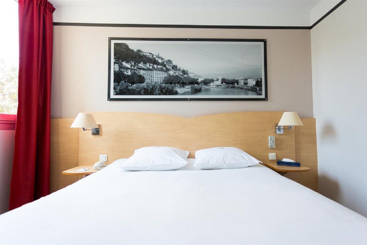 Hotel Inn Grenoble Eybens Parc Des Expositions Ex Kyriad Bagian luar foto