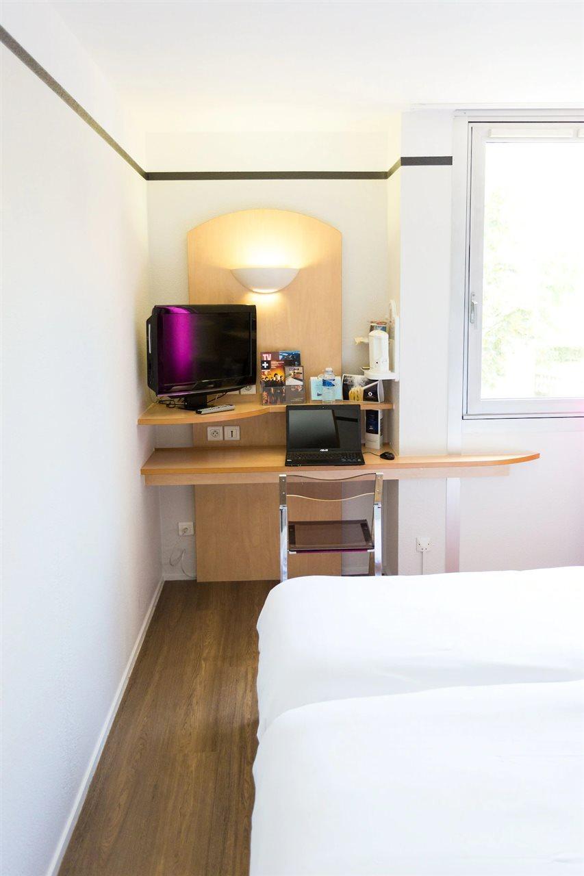 Hotel Inn Grenoble Eybens Parc Des Expositions Ex Kyriad Bagian luar foto