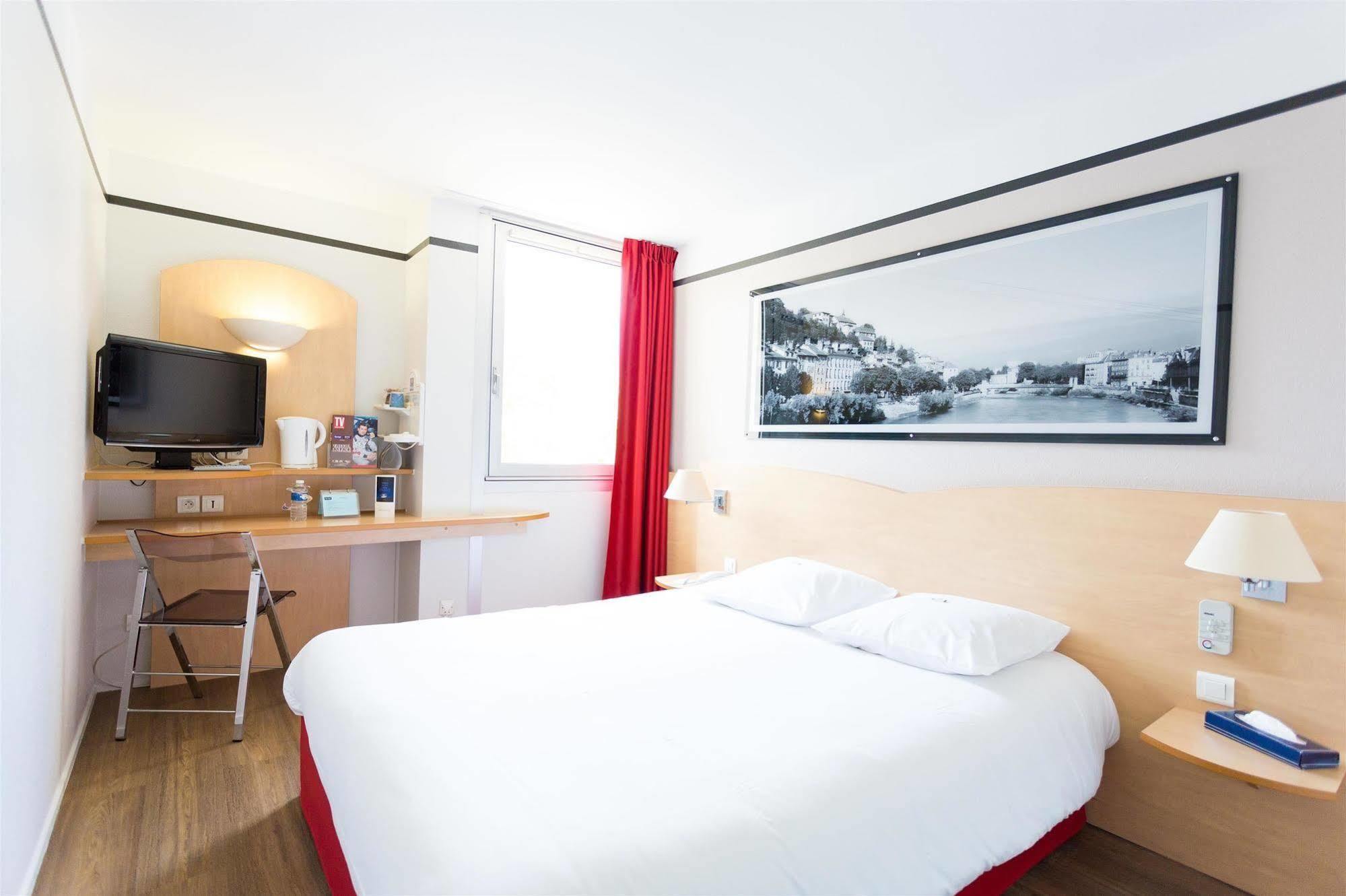 Hotel Inn Grenoble Eybens Parc Des Expositions Ex Kyriad Bagian luar foto