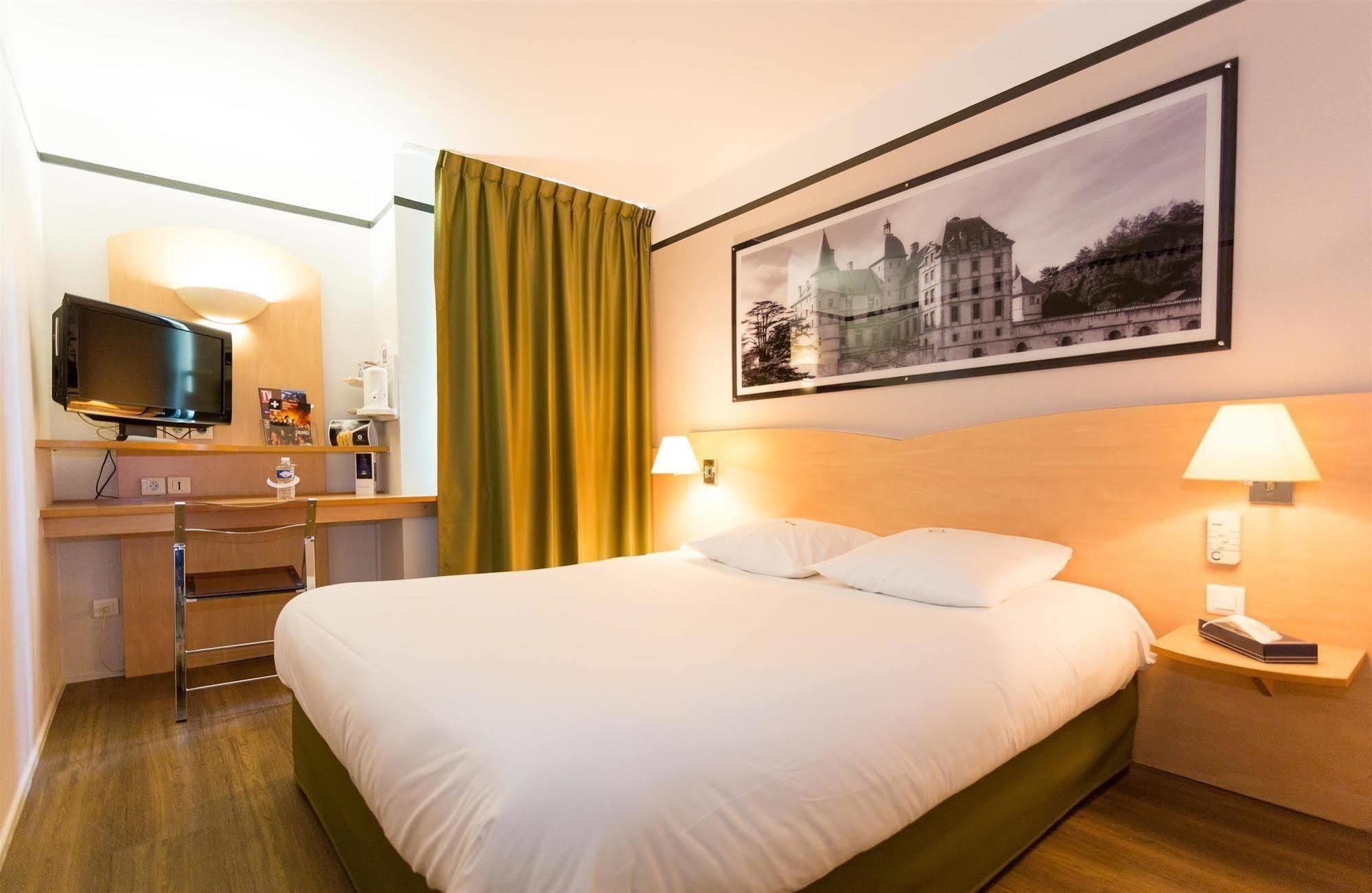 Hotel Inn Grenoble Eybens Parc Des Expositions Ex Kyriad Bagian luar foto