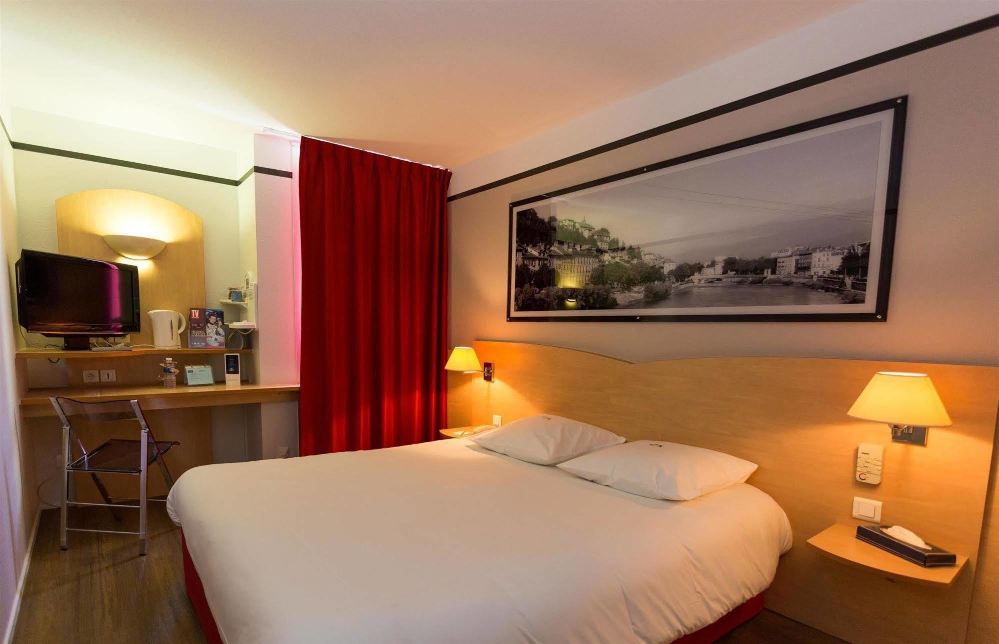 Hotel Inn Grenoble Eybens Parc Des Expositions Ex Kyriad Bagian luar foto